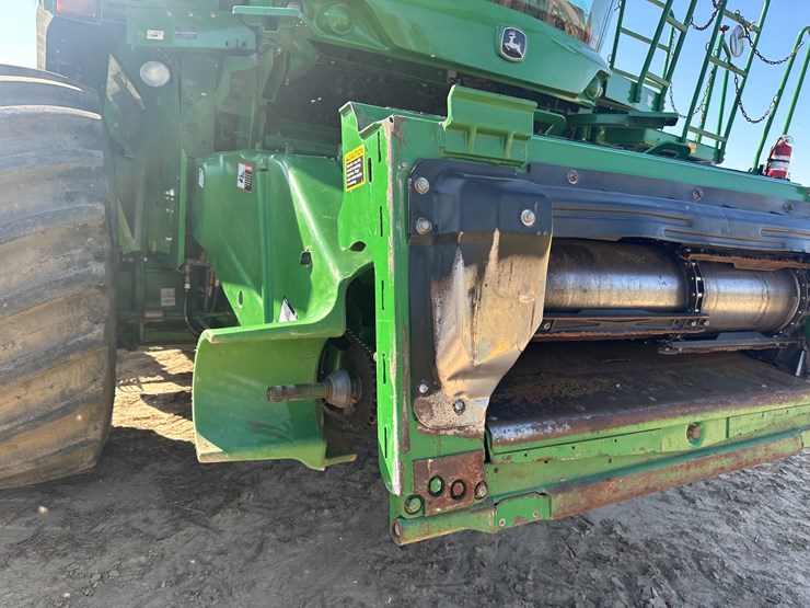 john-deere-s690-image-32