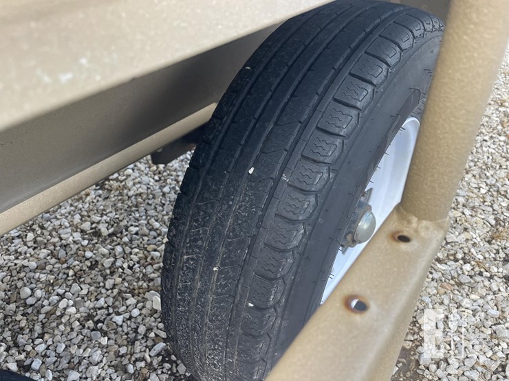 2010-unverferth-3750-image-23