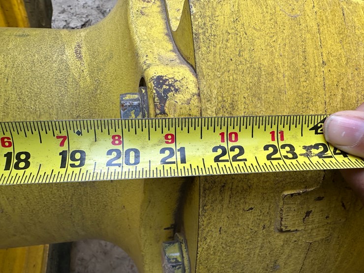 2012-john-deere-8360r-image-19