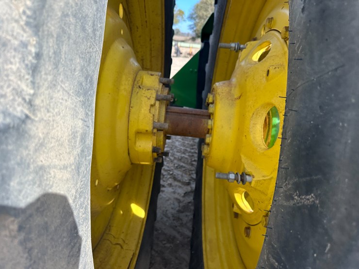2010-john-deere-8360r-image-14