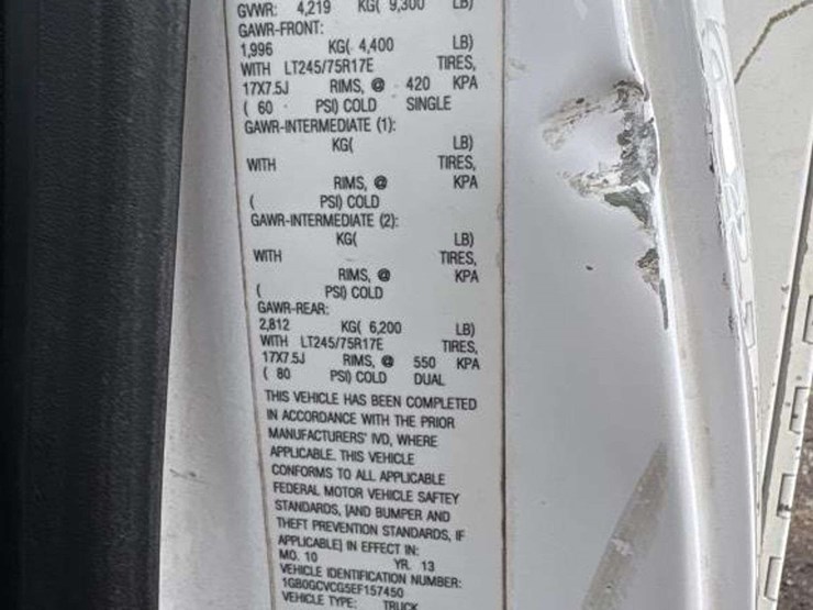 2014-chevrolet-2500-image-22