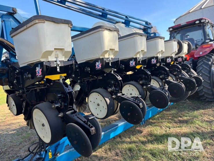 2022-kinze-3600-image-38