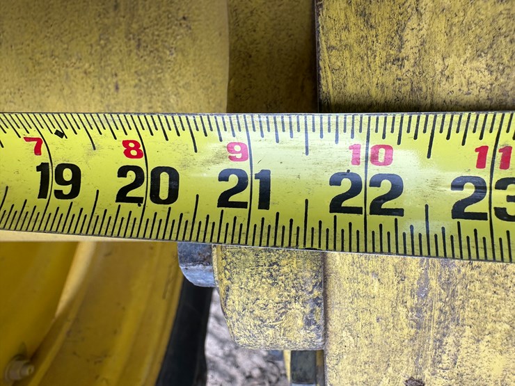 2012-john-deere-8360r-image-16