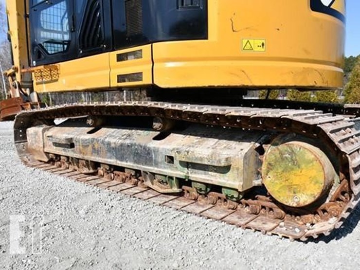 2020-caterpillar-325flcr-image-9