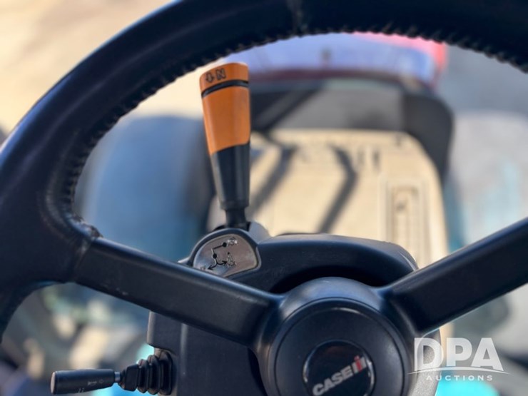 2018-case-ih-340-image-38