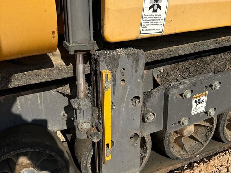 2018-volvo-p7110b-image-23