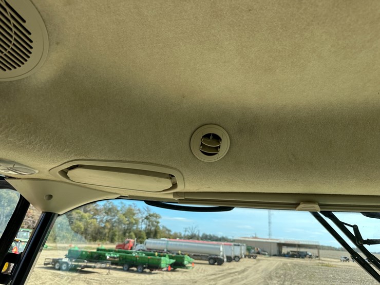 john-deere-s690-image-110