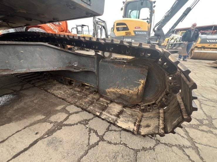 2017-volvo-ec220el-image-24