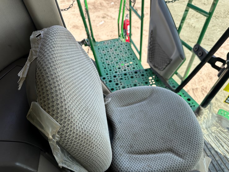 john-deere-s690-image-108