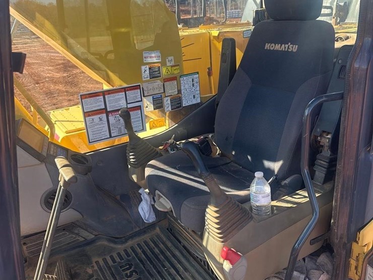 2014-komatsu-pc240-lc-10-image-18