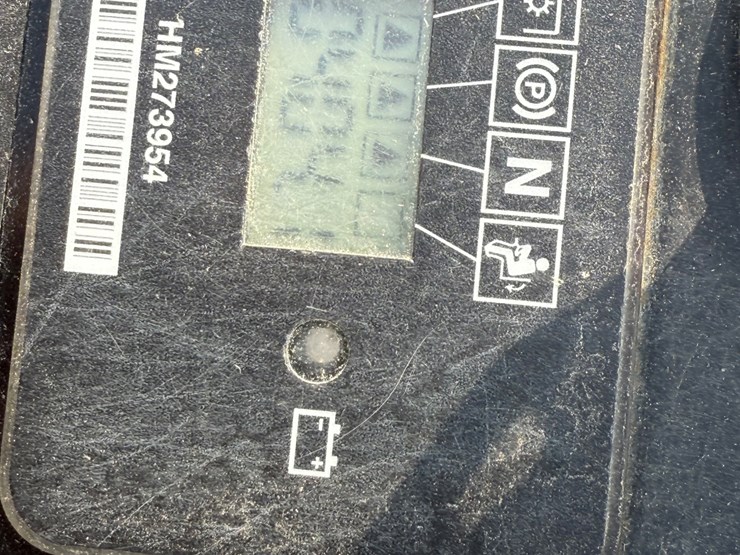 #15-•-ex-mark-e-series-radius-zero-turn-mower-403184477-inv#33267-image-17