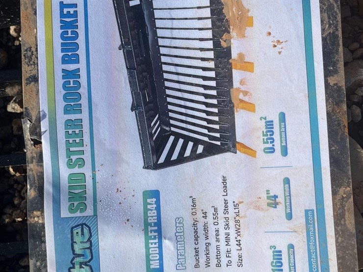 future-44in-skid-steer-rock-bucket-image-4