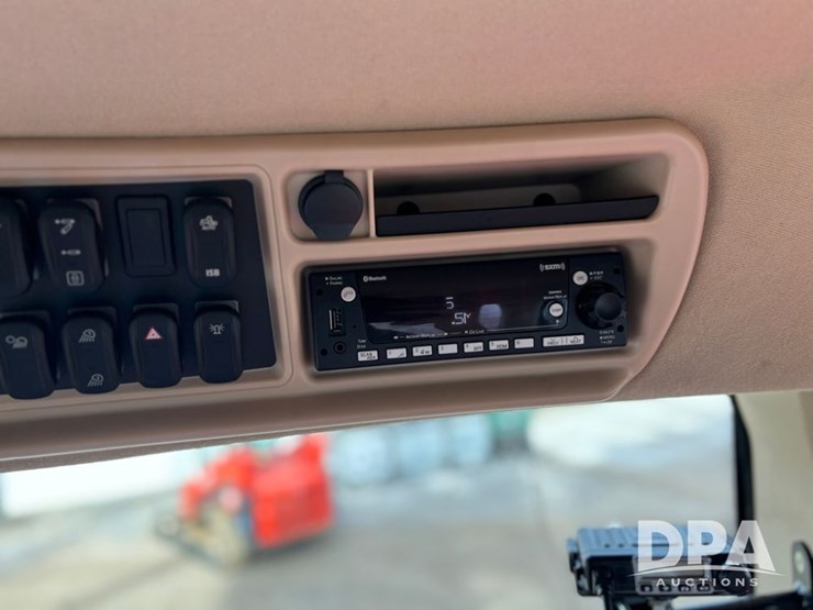 2022-case-ih-2022-image-92