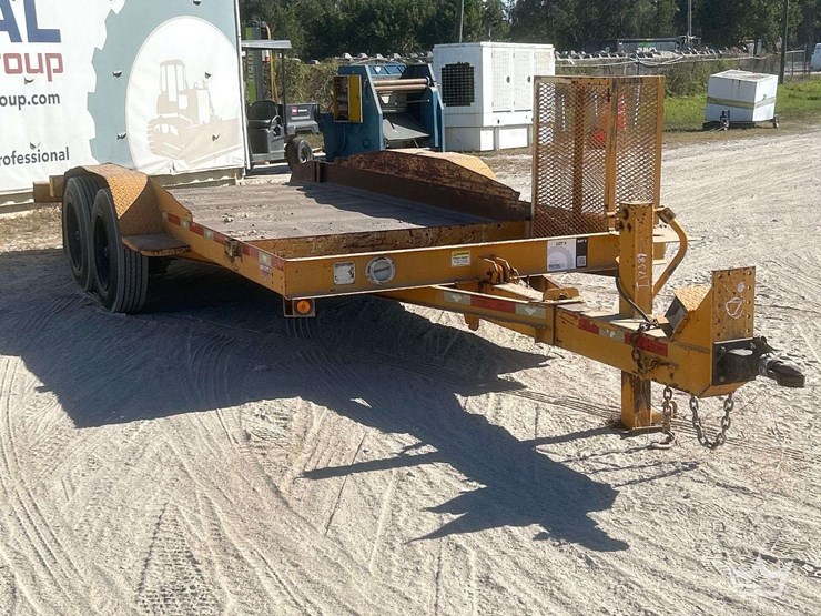 yellow-ball-trailer-image-2