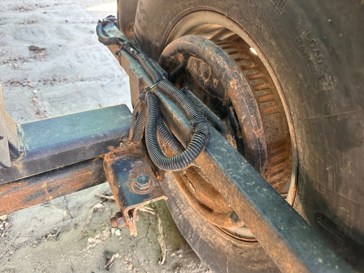 #33721-•-frontier-40'-tri/a-header-trailer-vin:-1m9bd4834as152563-image-11