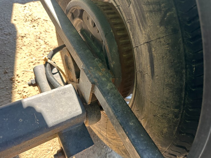 #33721-•-frontier-40'-tri/a-header-trailer-vin:-1m9bd4834as152563-image-12