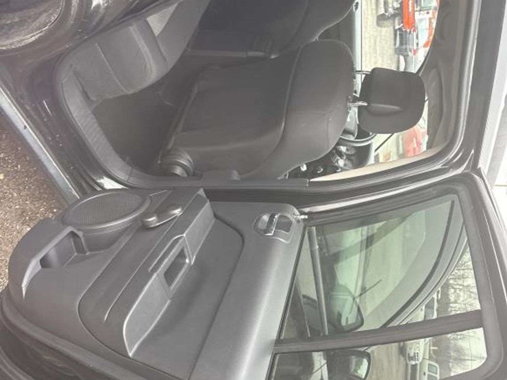 2010-jeep-compass-image-18