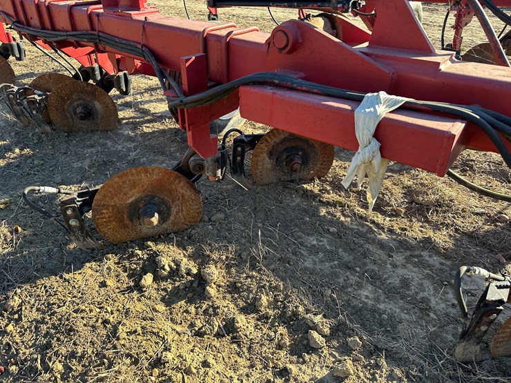 #33740-•-~20'-row-crop-cultivator-image-24