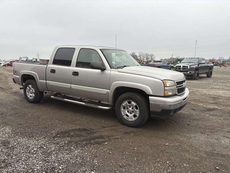 2006-chevrolet-k2500-image-6