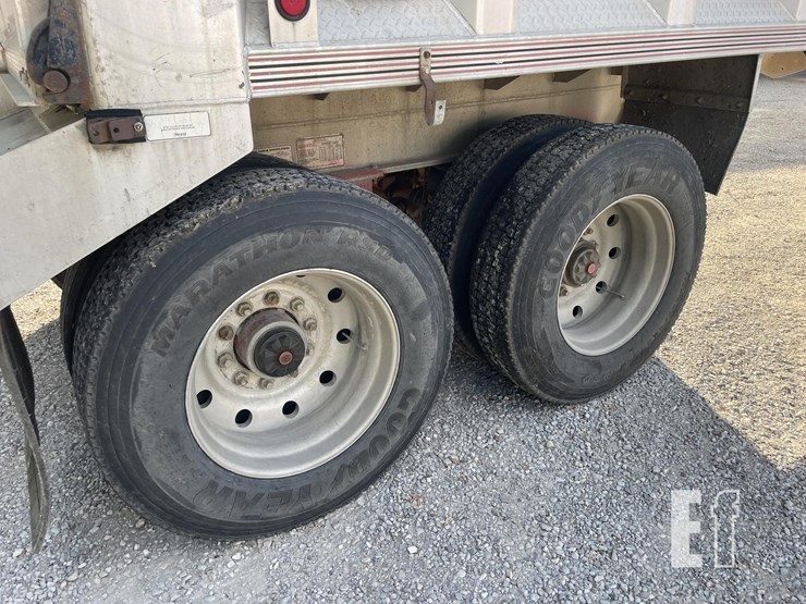 1991-trailstar-39'-image-13