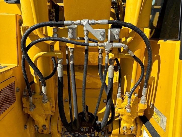 2021-komatsu-pc138us-11-image-12