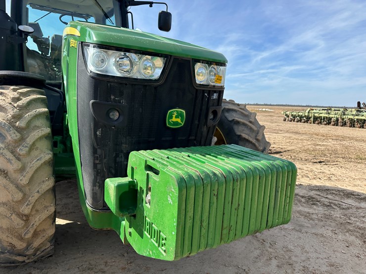 2016-john-deere-8320r-image-34