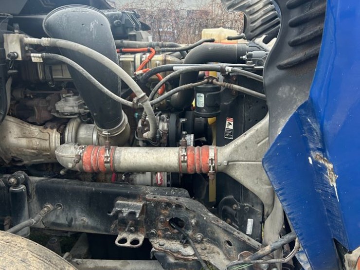 2013-freightliner-truck-(jn3436,-unit-4076)-image-66