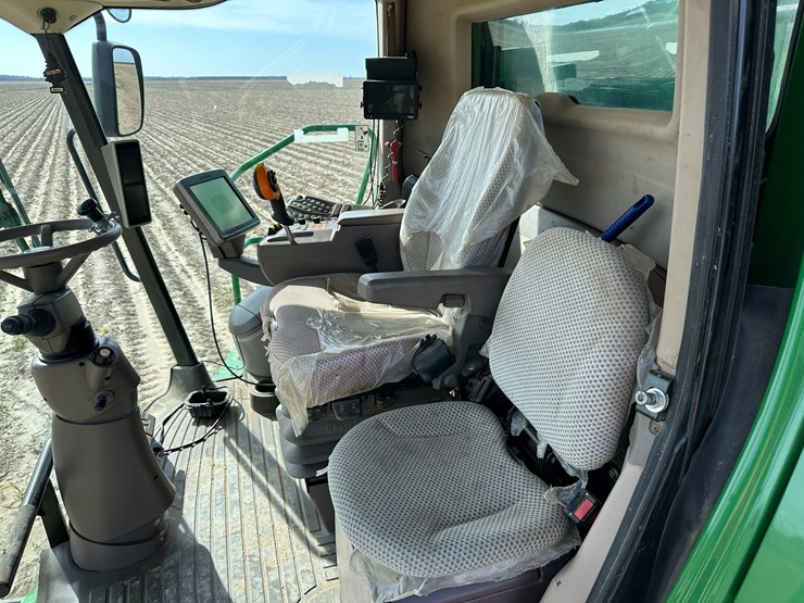 john-deere-s690-image-103