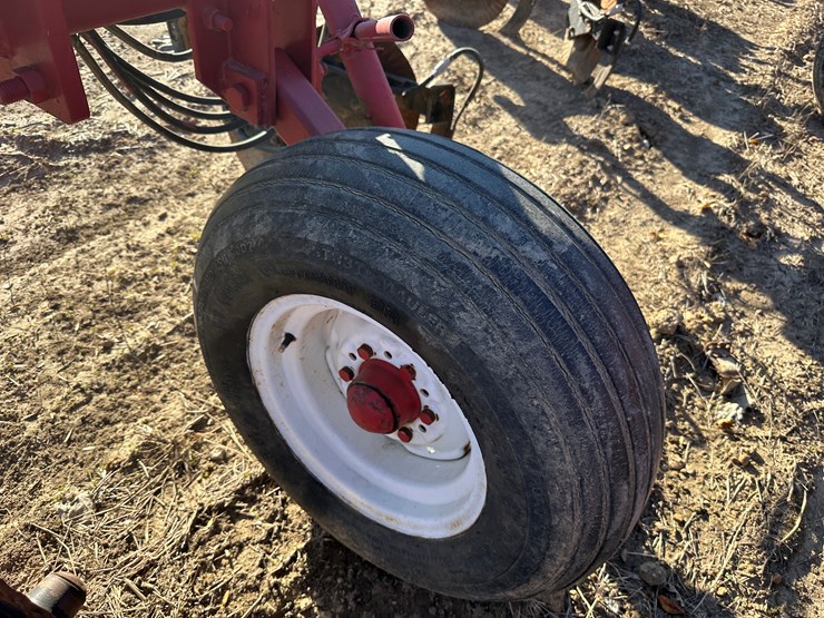 #33739-•-~20'-row-crop-cultivator-image-18