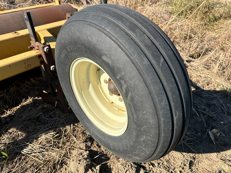 #33729-•-brandt-16-row-30"-hr40-hipper-roller-image-8