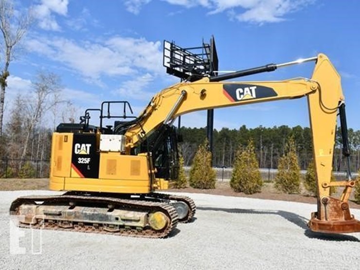 2020-caterpillar-325flcr-image-31