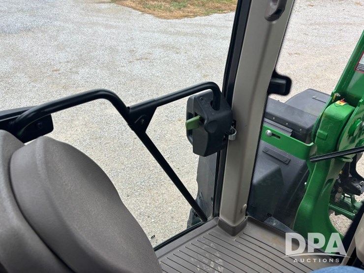 2023-john-deere-6130m-image-35