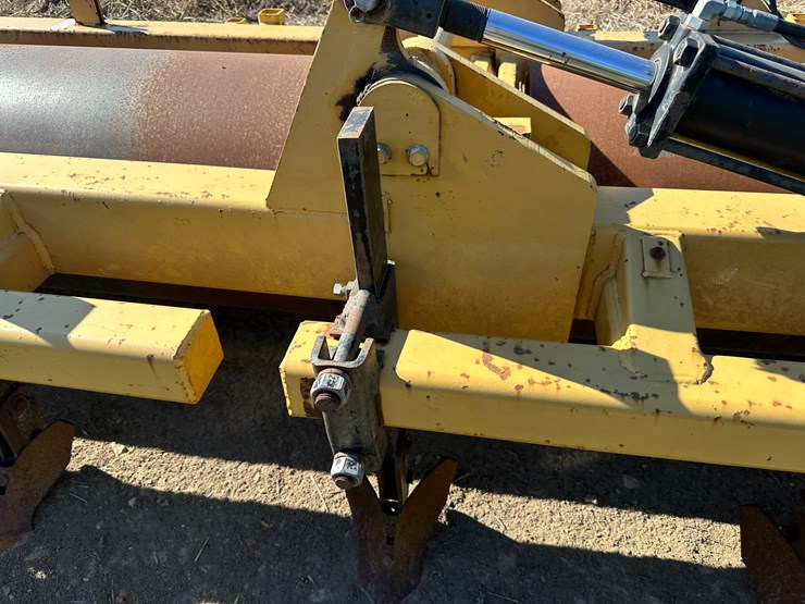 #33729-•-brandt-16-row-30"-hr40-hipper-roller-image-14