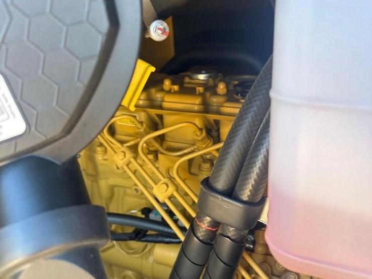 caterpillar-305.5e2-image-20