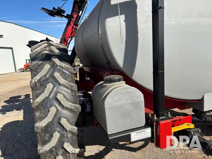 case-ih-2800-image-36