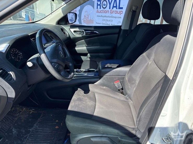 2018-nissan-pathfinder-image-9