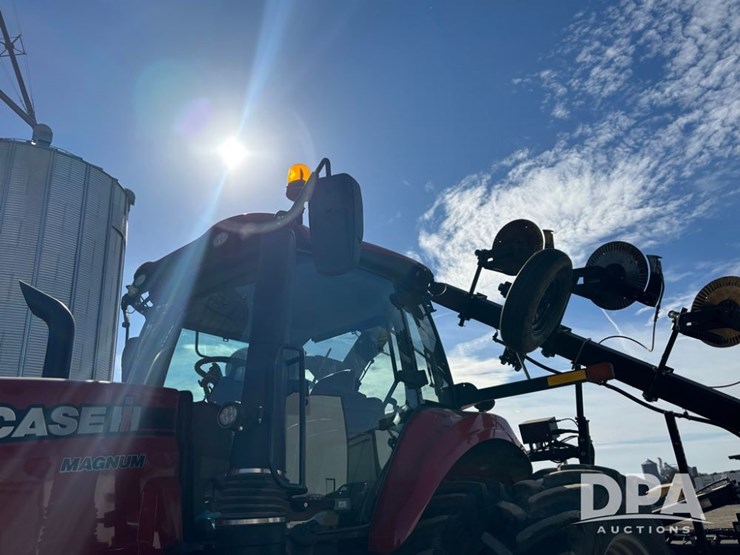 2018-case-ih-340-image-17