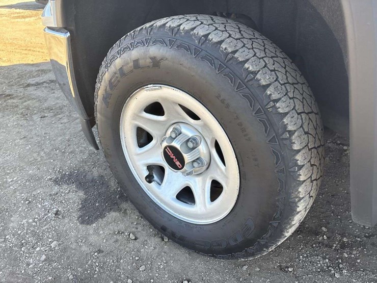 2016-gmc-sierra-1500-image-8