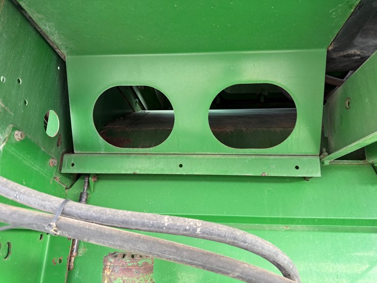 2009-john-deere-9870-sts-image-42