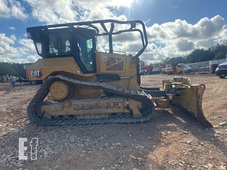 2021-caterpillar-d5-image-9