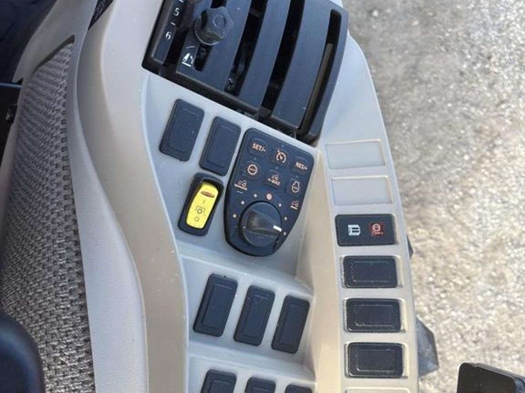 john-deere-4052r-image-19