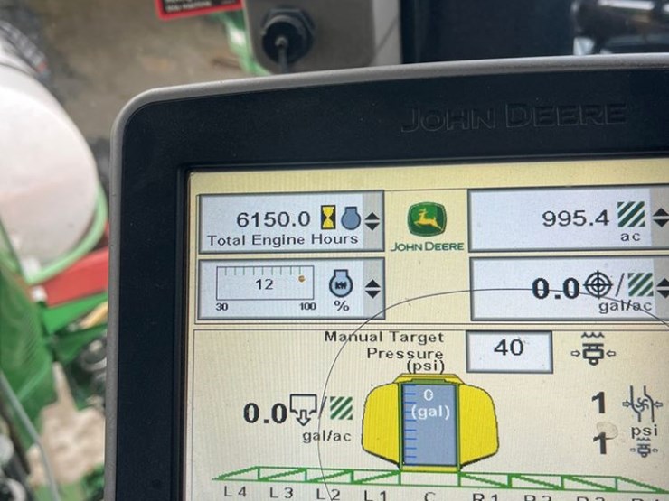 2014-john-deere-r4038-image-25