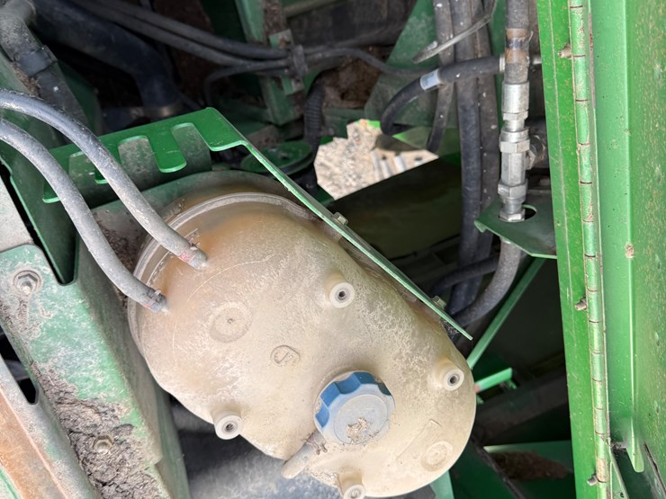 2009-john-deere-9870-sts-image-156
