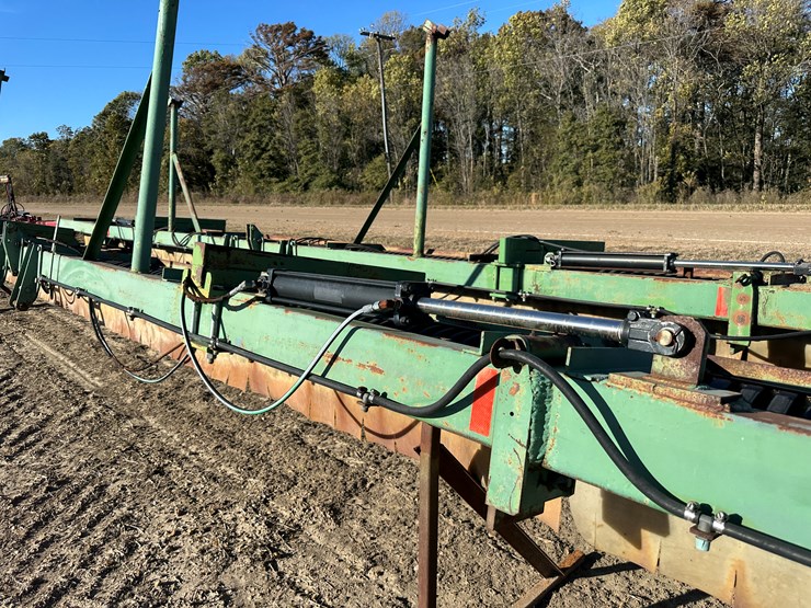 #33737-•-~22'-hooded-sprayer-image-8