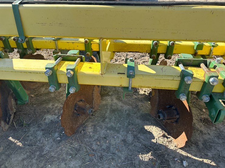 #33731-•-roll-a-cone-16-row-30"-hipper-image-23