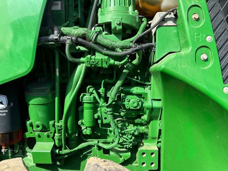 2010-john-deere-8360r-image-49
