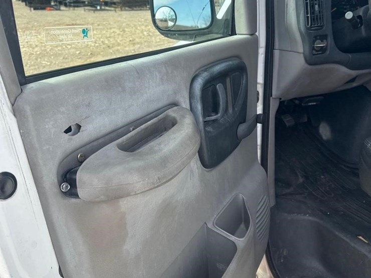 1998-chevrolet-express-1500-image-21