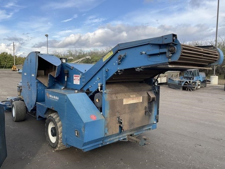 weiss-mcnair-magnum-x-s.p.-nut-harvester,-diesel-image-6