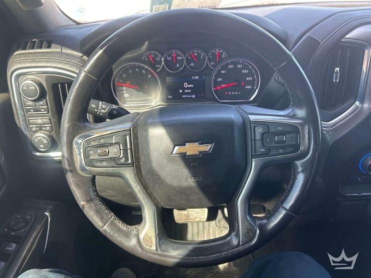 2020-chevrolet-silverado-1500-image-13