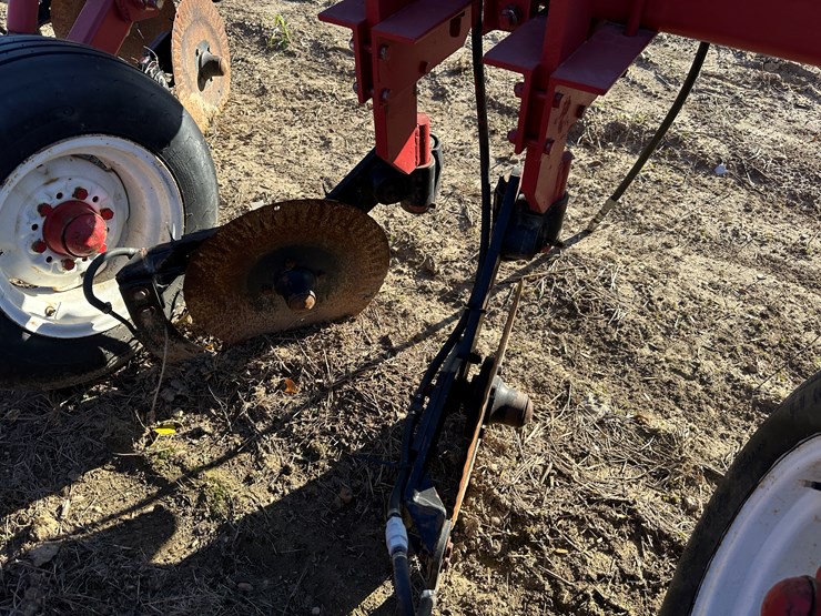#33739-•-~20'-row-crop-cultivator-image-17